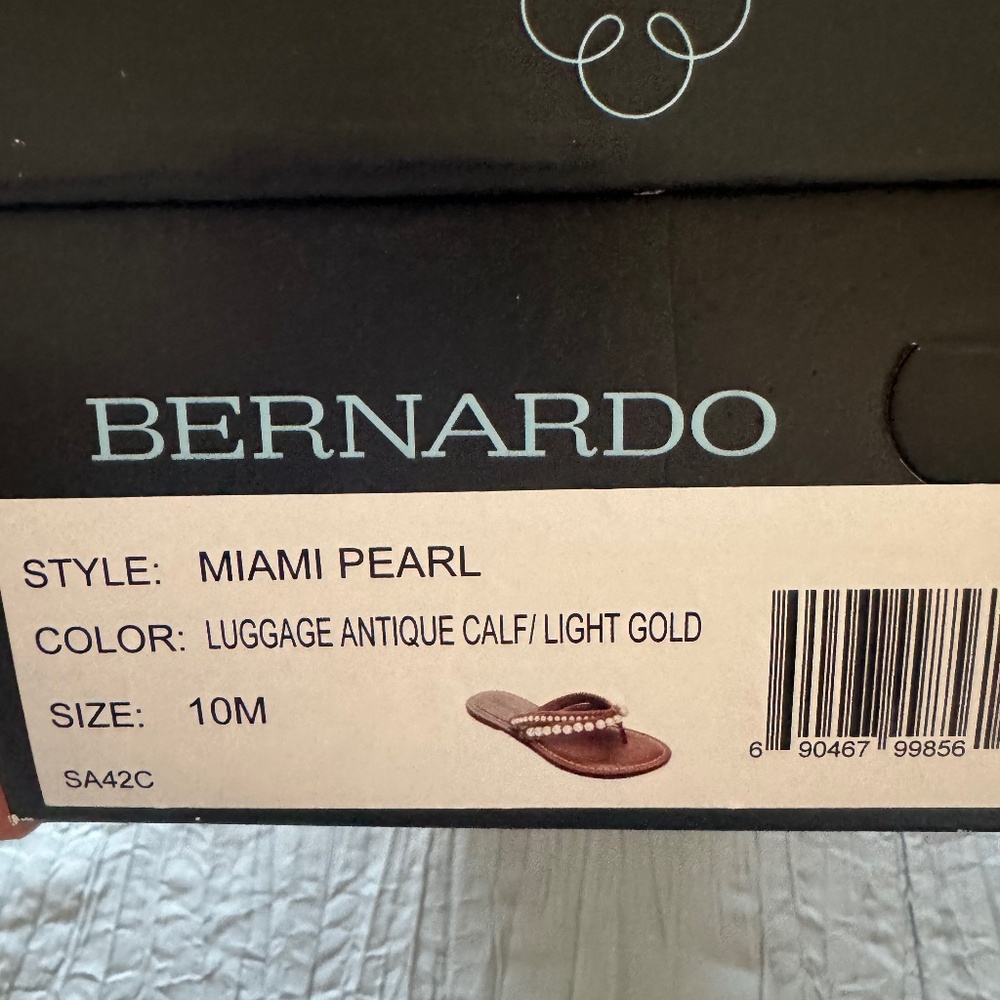 Bernardo sandals